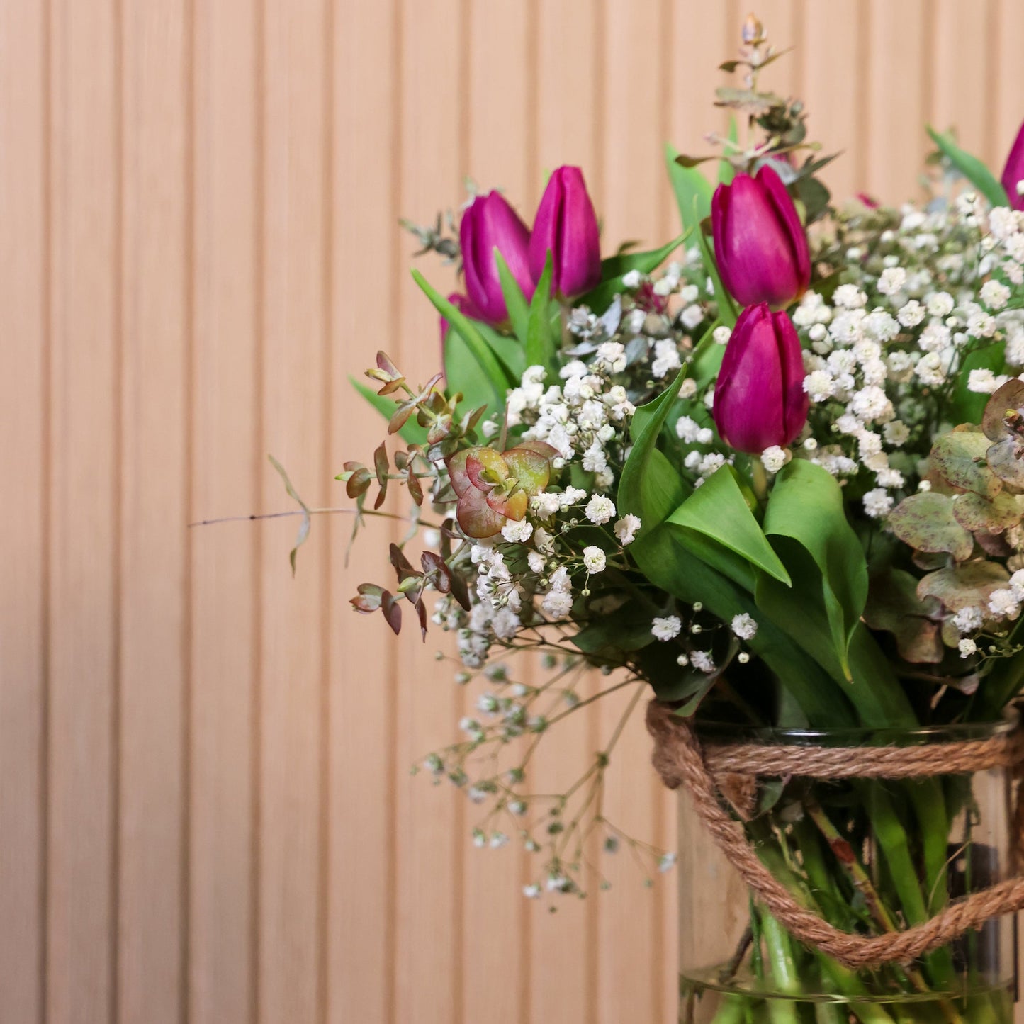 detalle de Ramo de tulipanes morado