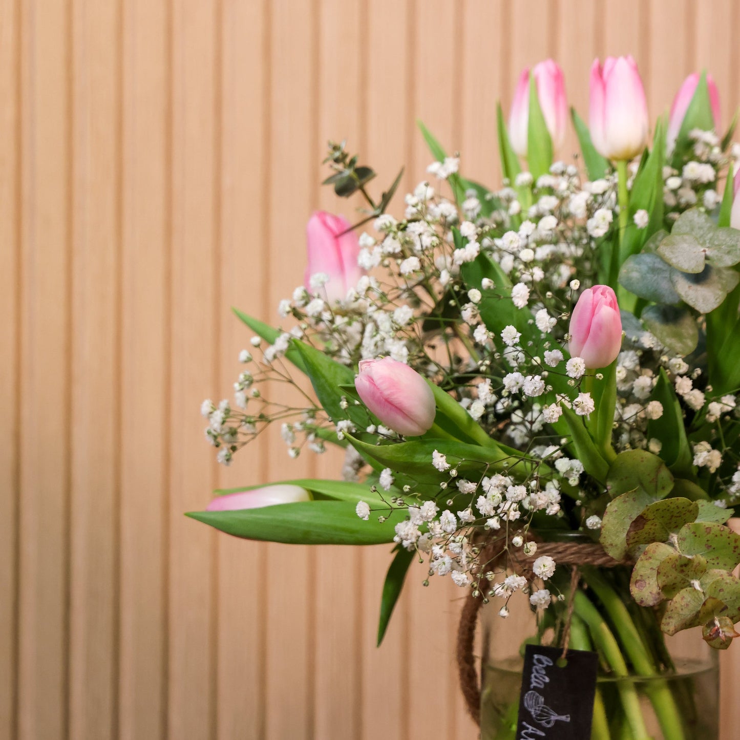 detalle de Ramo de tulipanes rosados